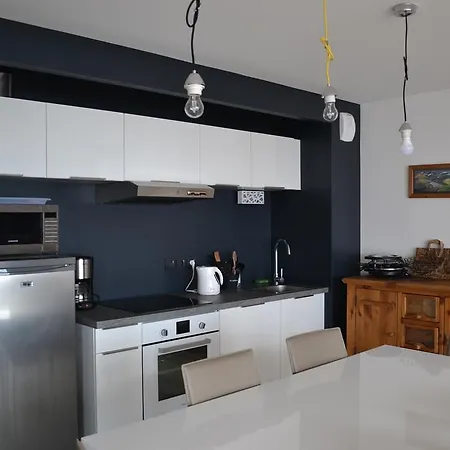 Le Quartz בקתה